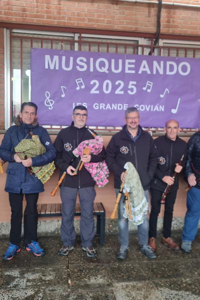 Musiqueando 001